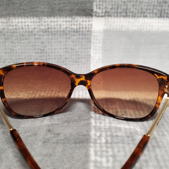 Michael Kor Sunglasses - Picture 9 of 9